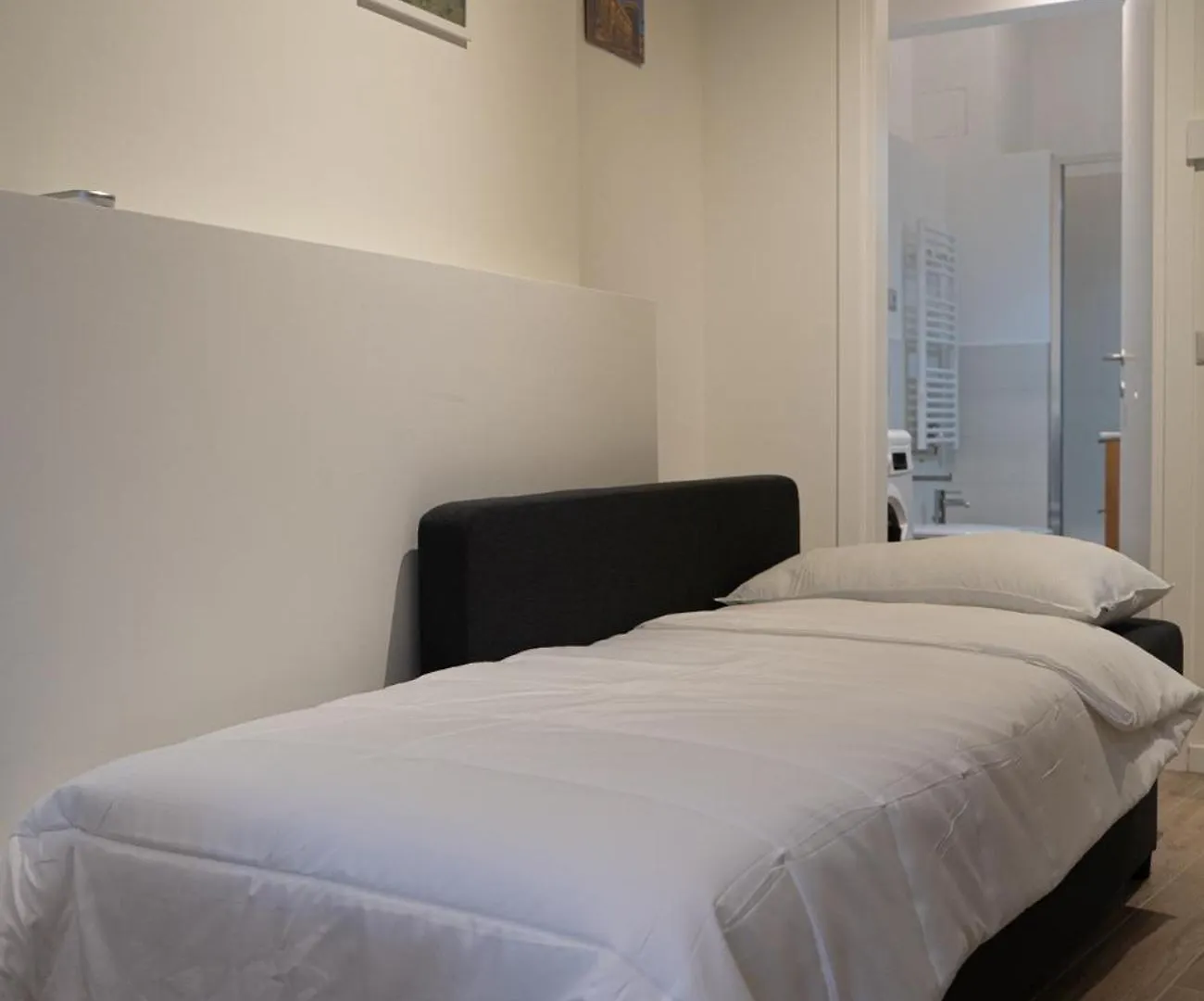 Rifugio Milanese Con Parcheggio Privato, Ambiente Tranquillo E Convenienza Apartment  Milan
